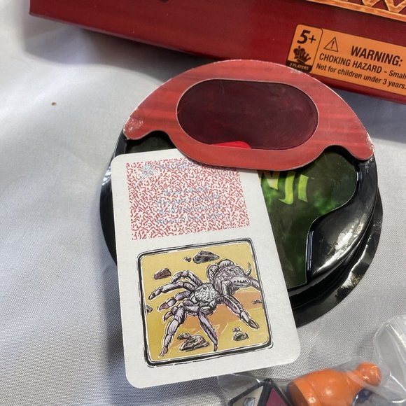 Jumanji  The Game - 2017 Board Game  Ages 5+ 2-4 Players - Picture 5 of 12